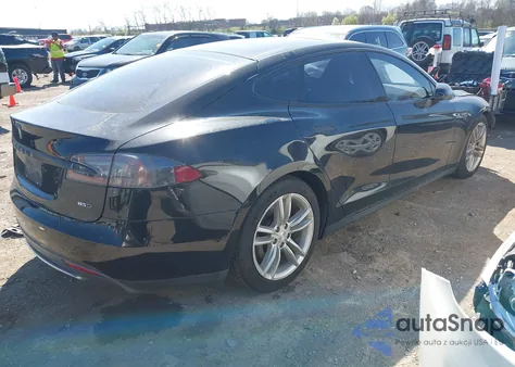 2015 Tesla Model S 70D/85D/P85D из США, поврежденный, VIN 5YJSA1E24FF114180
